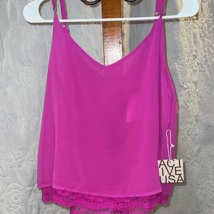 Hot pink cropped tank never worn!! Super cute